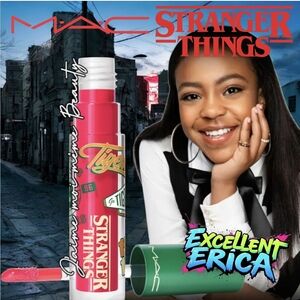 MAC Stranger Things Excellent Erica Lip gloss (Sheer Light Coral)